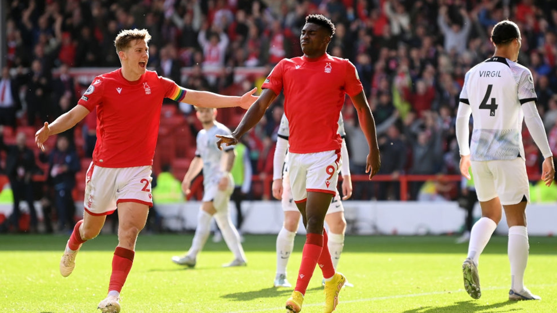 情无疑是沉 情无疑是沉